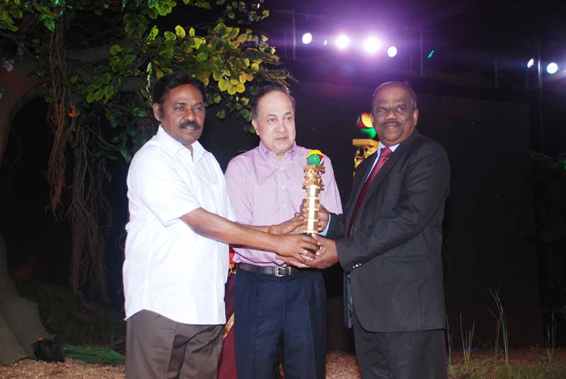 Puthiya Thalaimurai Tamizhan Tamilian Award